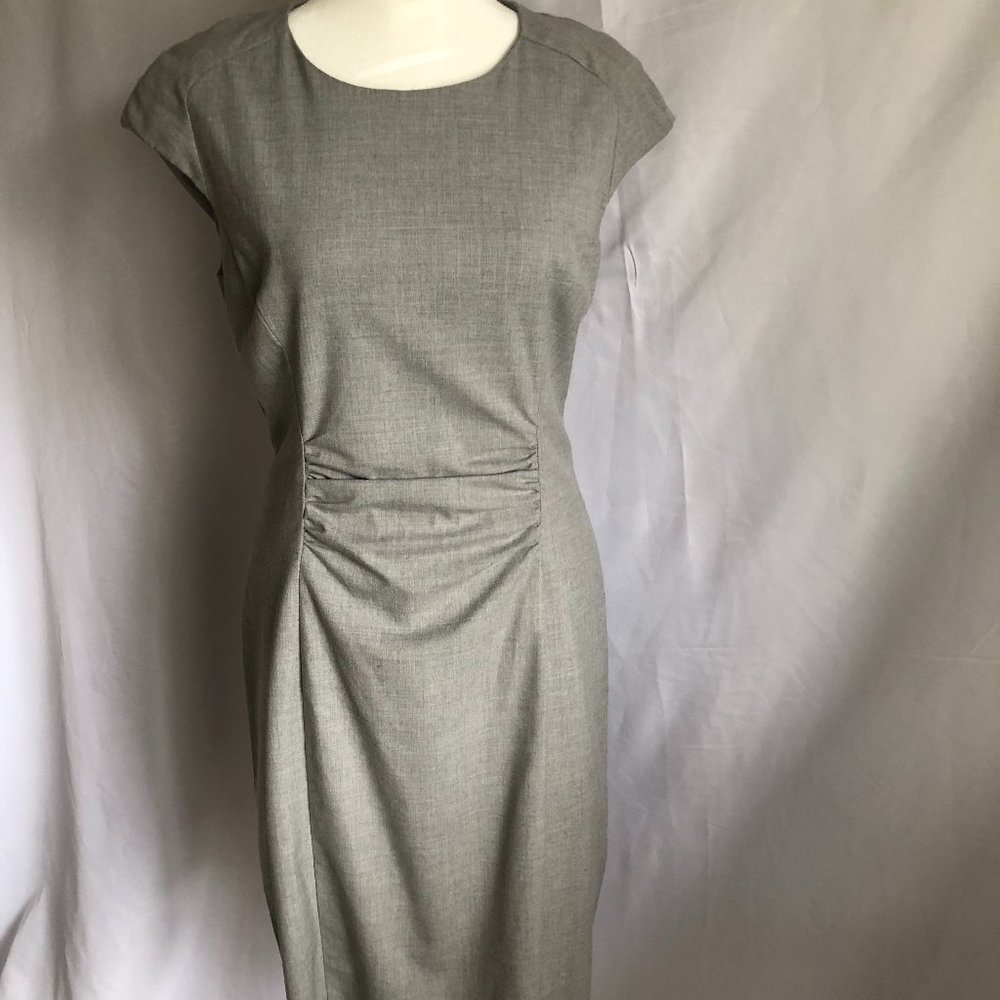 Reiss Women's Casual Silver Gray Short Sleeve Crew Neck Size 6 Grey Dress